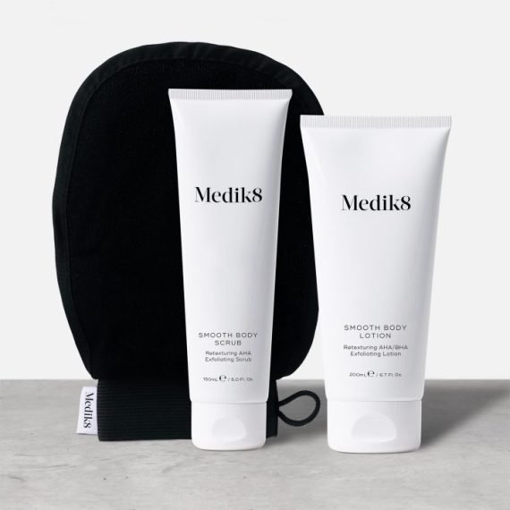 Medik8® • Smooth Body Exfoliating Kit • Peeling do ciała 150ml + Balsam do ciała 200ml + Rękawica do masażu - obrazek 3
