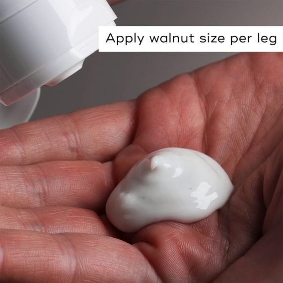 Medik8® • Smooth Body Exfoliating Kit • Peeling do ciała 150ml + Balsam do ciała 200ml + Rękawica do masażu - obrazek 6